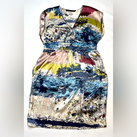 Akiko Silk Pockets Midi Empire Waist Dress - Picture 8 of 14